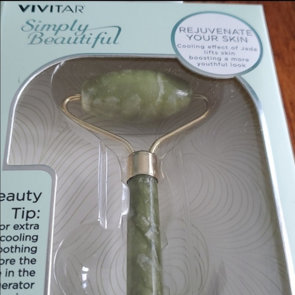 Vivitar Double Sided Jade Roller - Picture 3 of 14